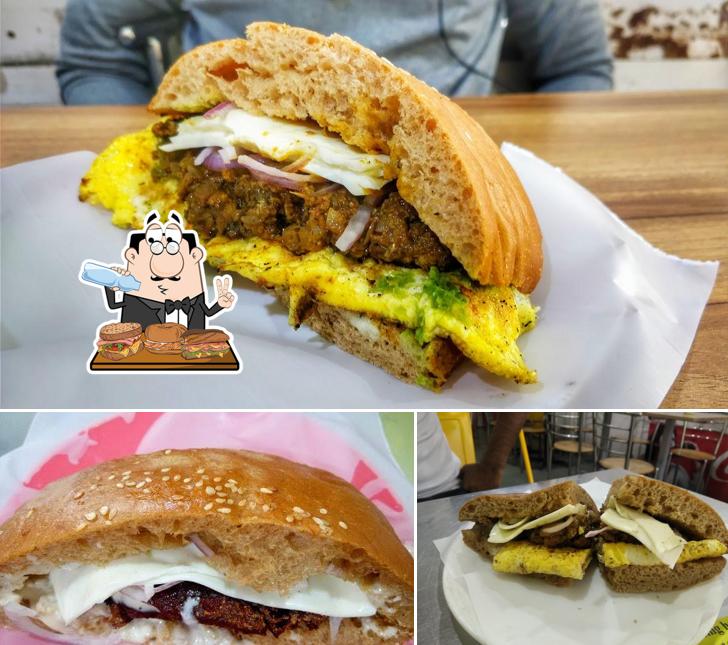 Order a sandwich at BROTA (Innovation In Food)