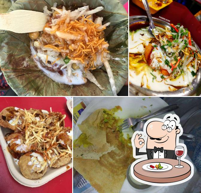 Food at S.D. Chat & Fast Food Corner