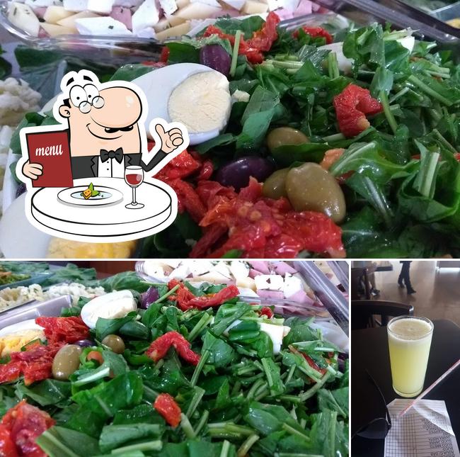 A Restaurante plataforma se destaca pelo comida e bebida