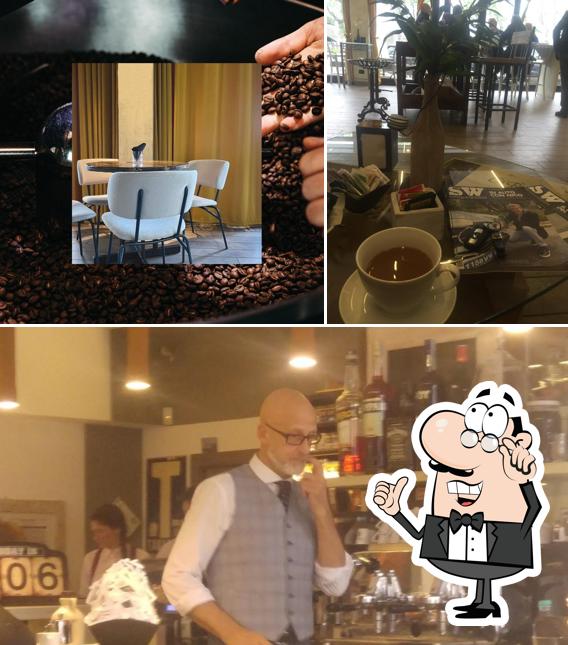 Siediti a un tavolo di Quaranta4