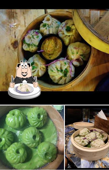 Dumplings at How & Wow