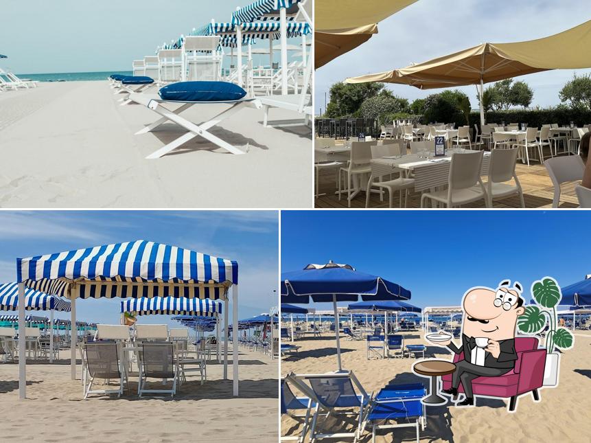 Gli interni di Bagno Arizona