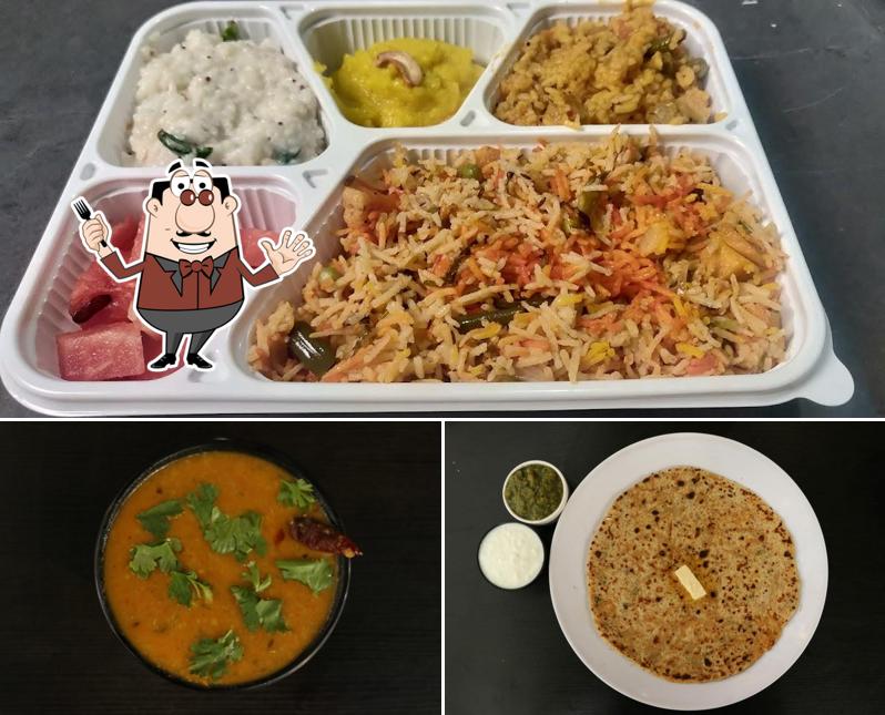 Food at Punjabi Paratha Junction