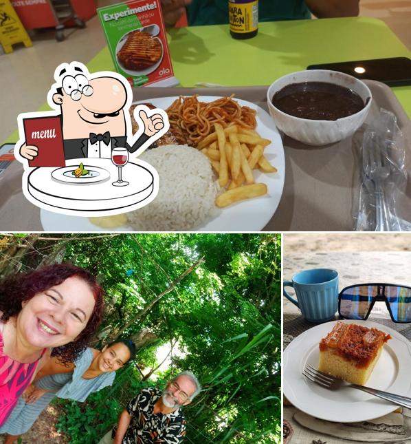 Platos en Café com bolo