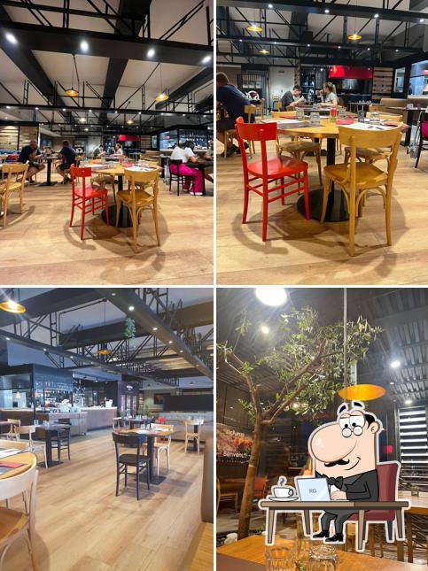 Gli interni di Bova's the Grill