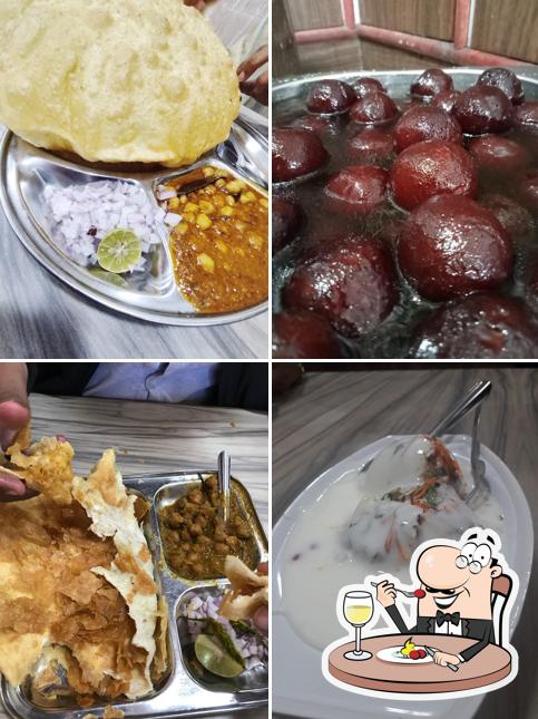 Chole bhature at New Sagar hotel