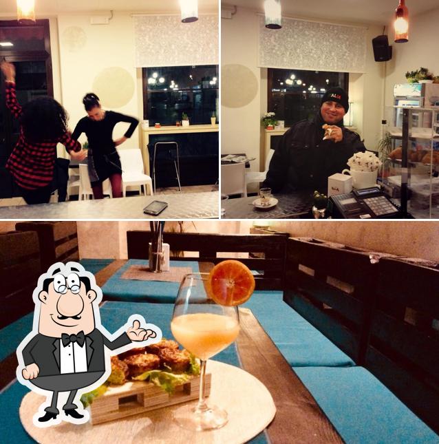 Dai un'occhiata agli interni di Caffé dell'Orologio