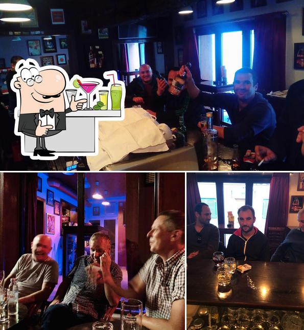 Vedi la immagine di Cafe Bar Red Nose