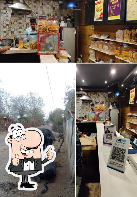 Look at this photo of TeaFriends