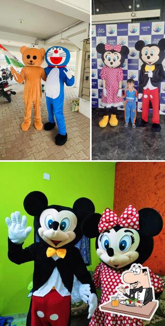 Food at Daxraj Unique Live Cartoon vadodara