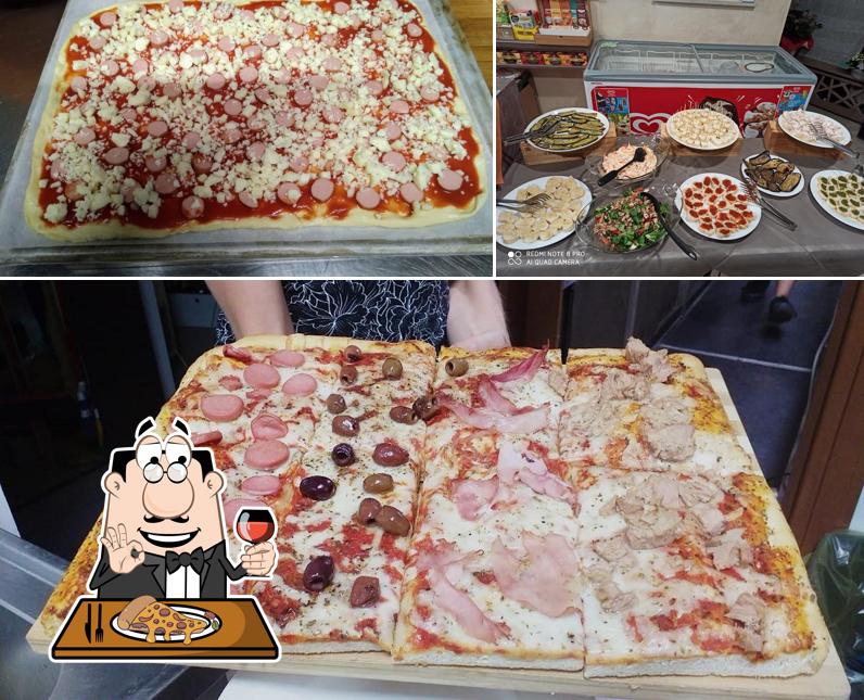 Scegli una pizza a Desgenà