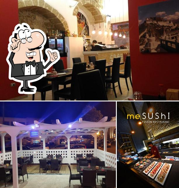 Siediti a un tavolo di Me Sushi