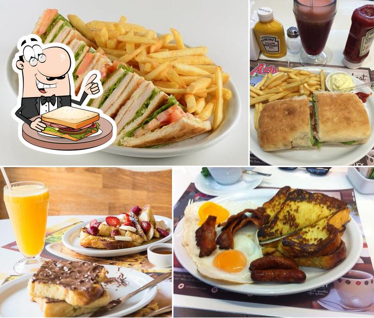 Coma um sanduíche no A Chapa Hamburgers