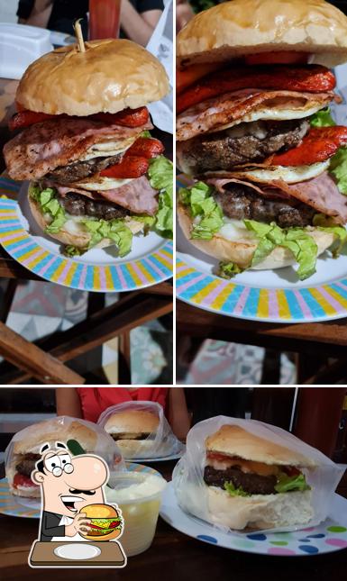 Delicie-se com um hambúrguer no Mega Burguer Olinda