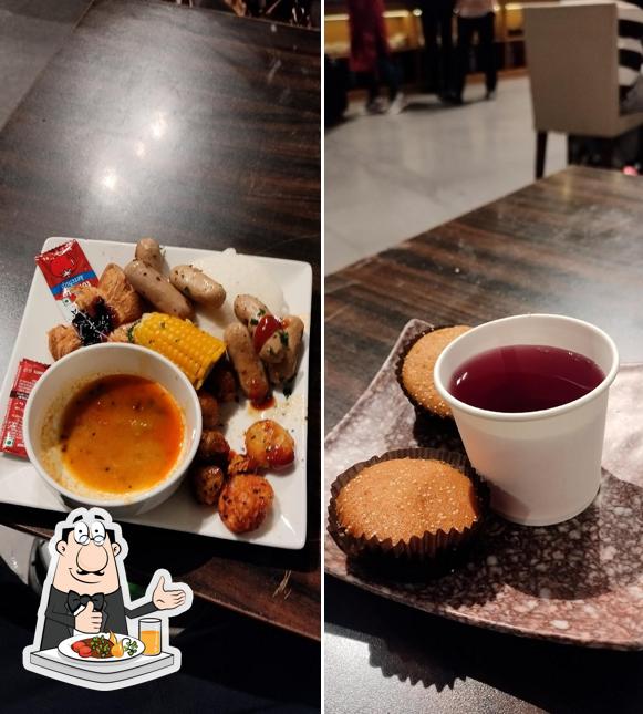 Food at Master Card Lounge