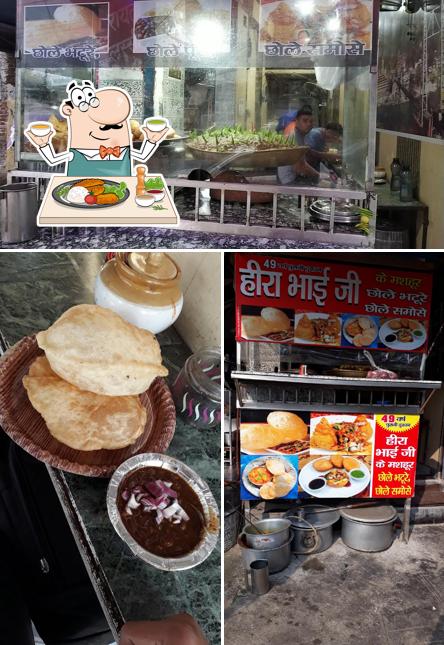 Food at Hira bhai Ji chole Bhature