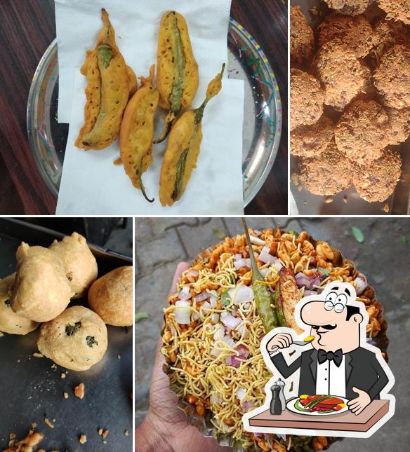 Food at Hotel KAVERI Oggarrne Mandakki