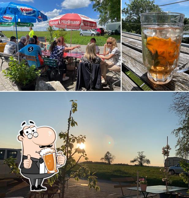 Puoi prenderti un rinfrescante bicchiere di birra chiara o scura