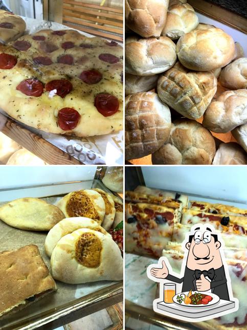 Cibo al Panificio e Biscottificio..SOLIDA...Forno a legna....dal 1955