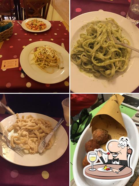 Cibo al La Cicala E La Formica