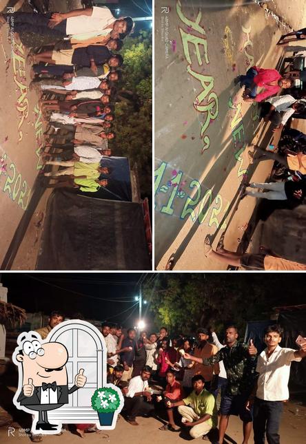 The exterior of Shri Annapurneshwari Lingayat Khanavali