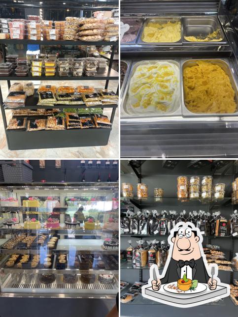 The photo of Bread Fantasy’s food and interior