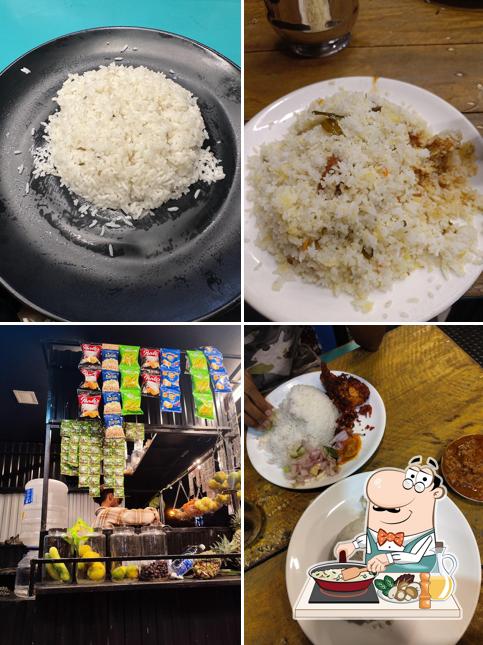 Fried rice at Khaja Makkani