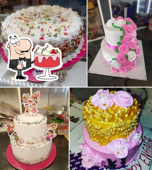 Red velvet cake at AGRAWAL CHAT CORNER