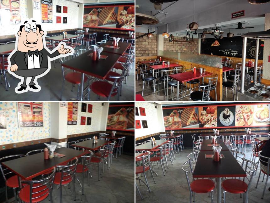 Real Paprika Chanakyapuri