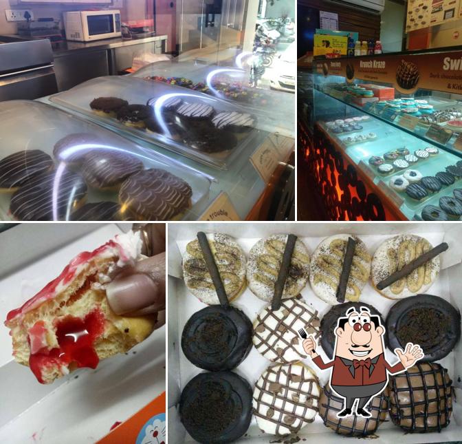 Food at Mad Over Donuts