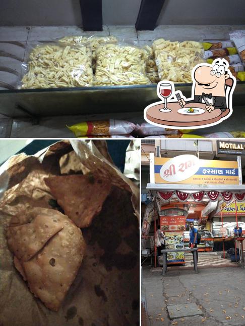 Meals at ShreeRam Farsan Mart