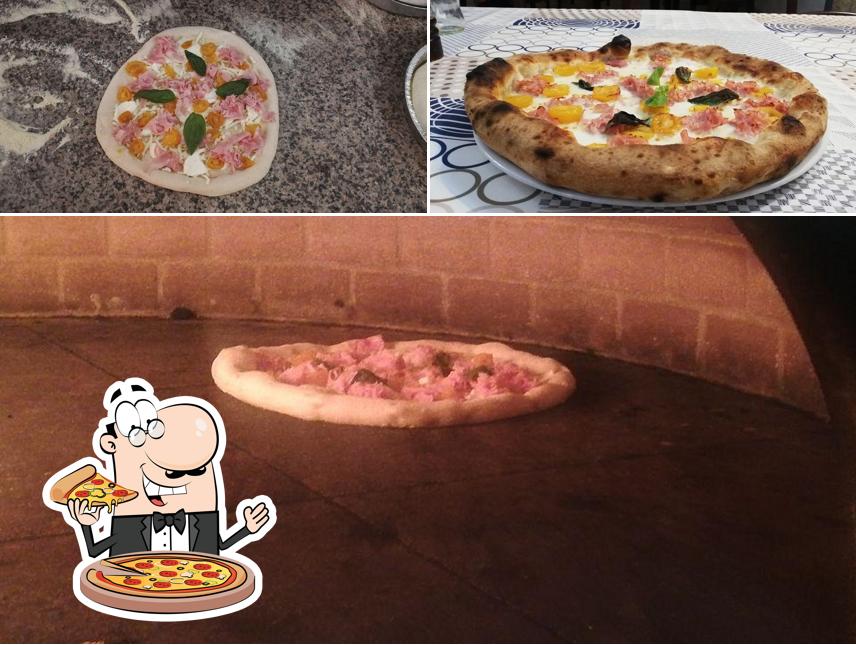 Ordina tra le molte varianti di pizza