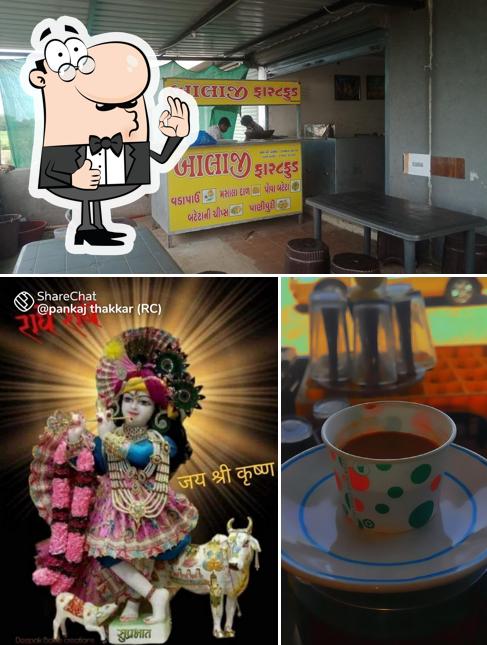 Here's a photo of MELDI SARKAR TEA &COLDDRINKS