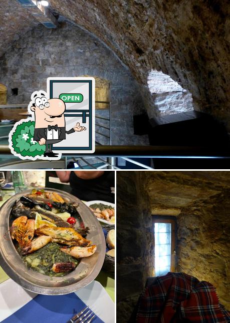 Questa è la immagine che presenta la esterno e cibo di Caffe Bar TURJUN