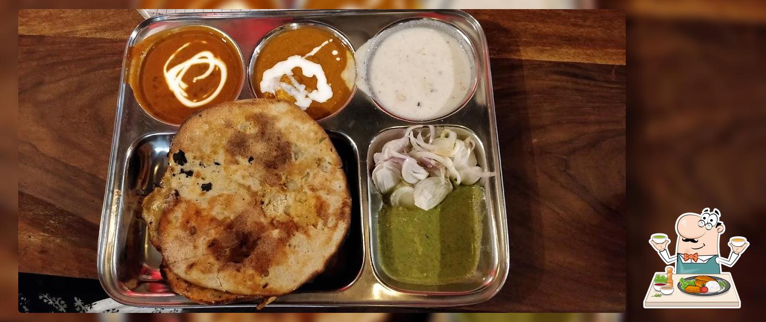 Meals at THE CHATORE