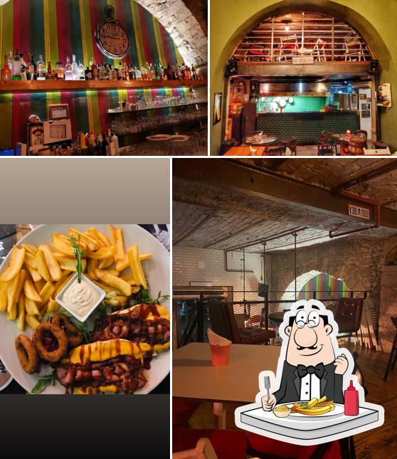 Assaggia un piatto di chips a Sober Public House