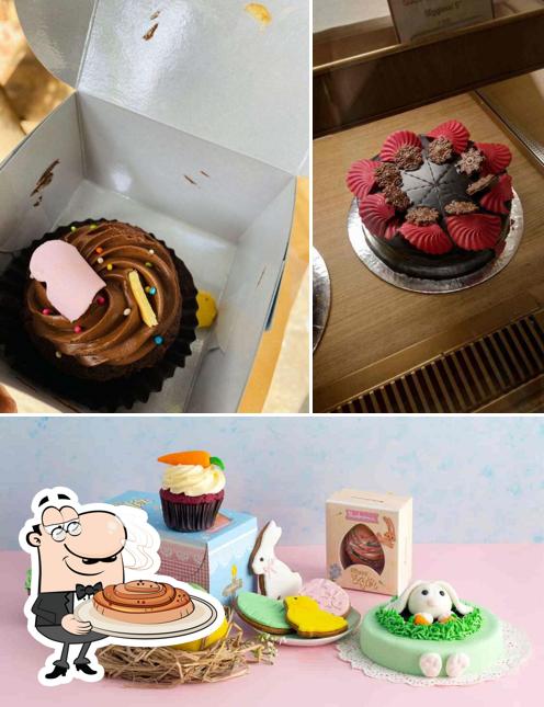 Here's a photo of Theobroma Bakery and Cake Shop - Cyber Hub, Gurugram