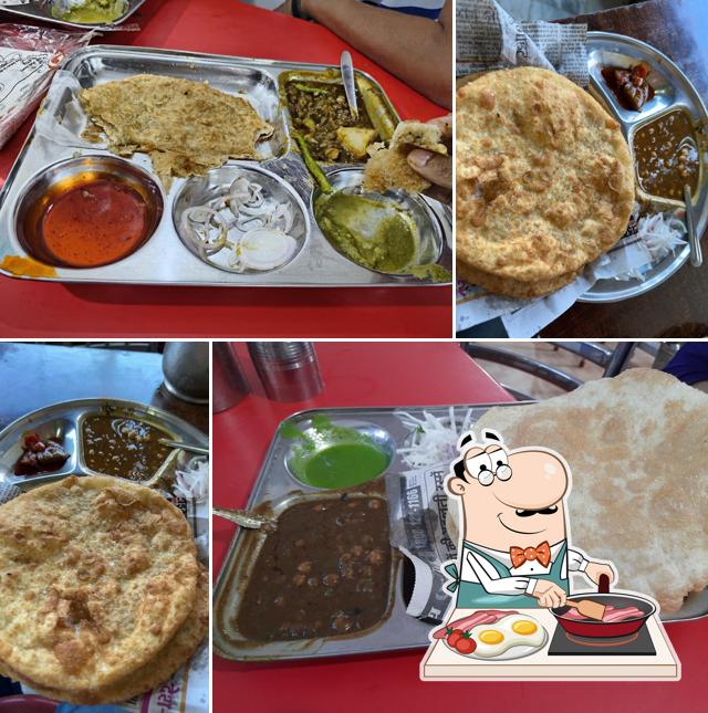 Omelette at Delhi Chhole Bhature