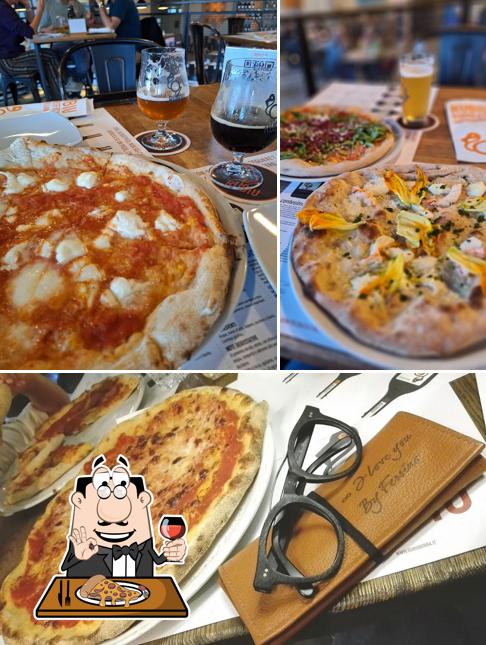 Scegli tra le svariate varianti di pizza