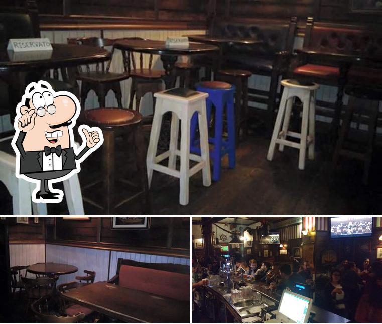 Dai un'occhiata agli interni di Port Emerald Fine food drink & entertainment