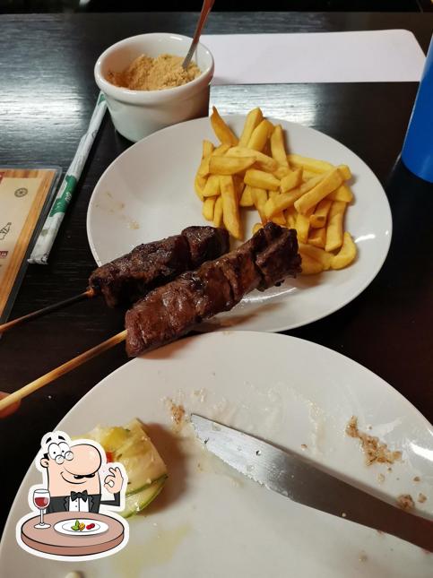 Comida em Bom mignon rodízio de espetinhos