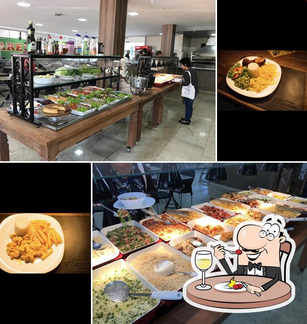 Comida em Restaurante Vitória