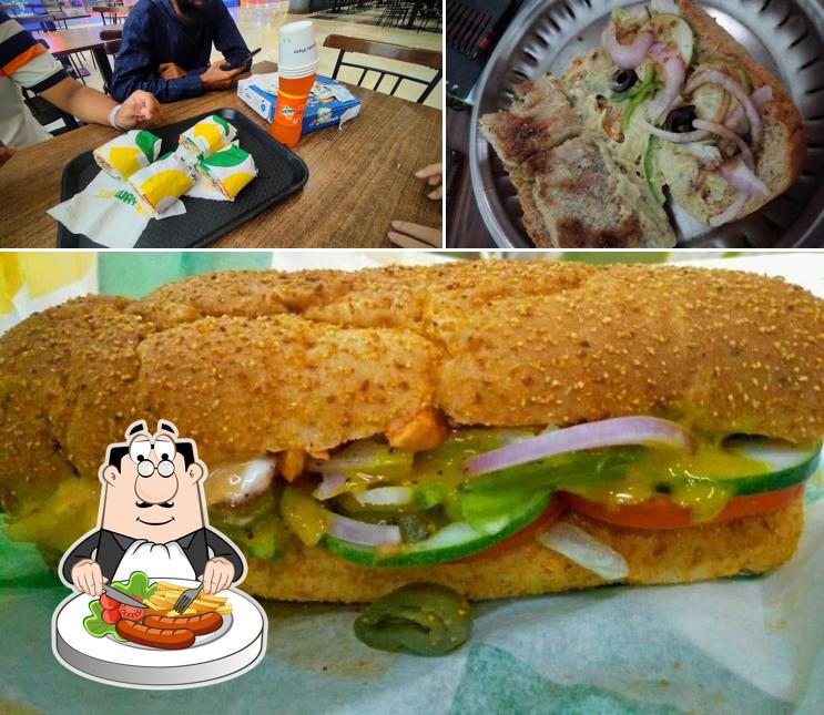 Meals at Subway Phoenix Palassio
