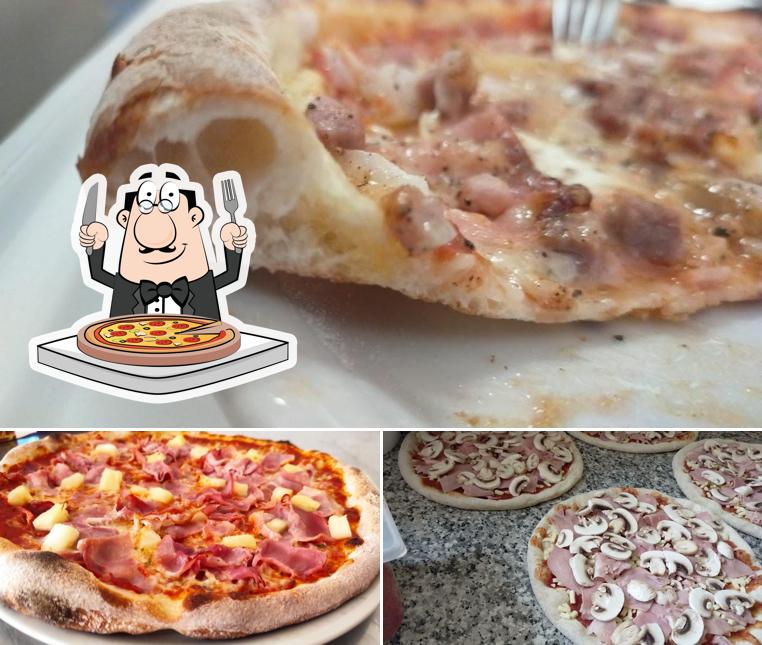 Ordina tra le svariate varianti di pizza