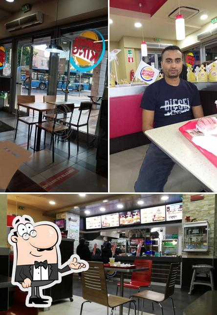 Gli interni di Burger King Ostia