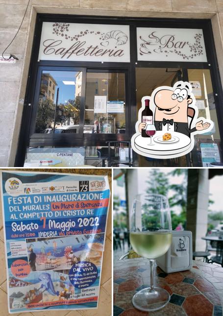 È gradevole prendersi un bicchiere di vino a Bar il Mugugno