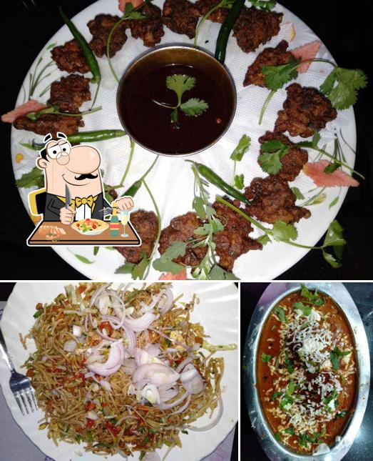 Pad thai at Hotel Ray Delight