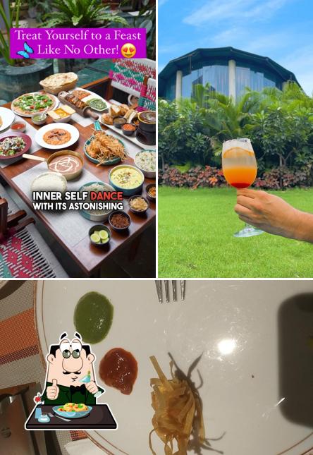 Food at La Mensa Multi Cuisine