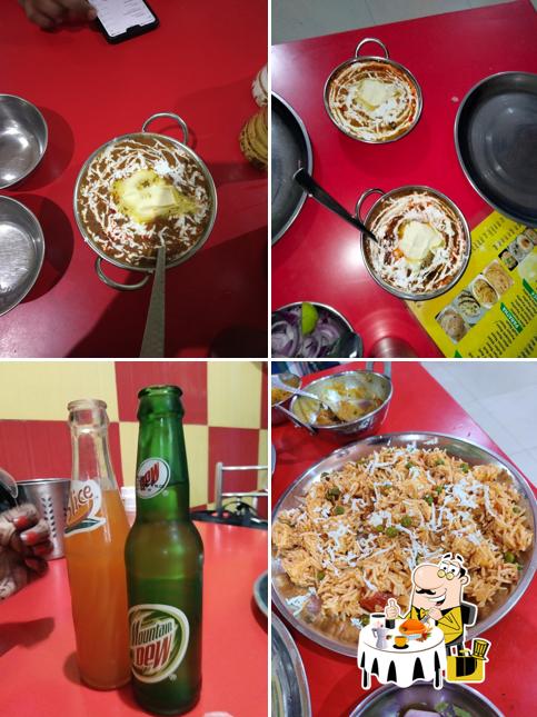 Food at Shiv Murti Hotel (Pure Veg)