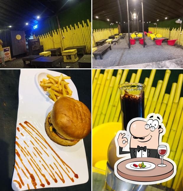 The image of Bunkyard Cafe Indore’s food and interior